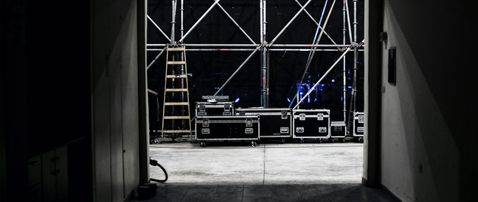 slider-stage-equipment